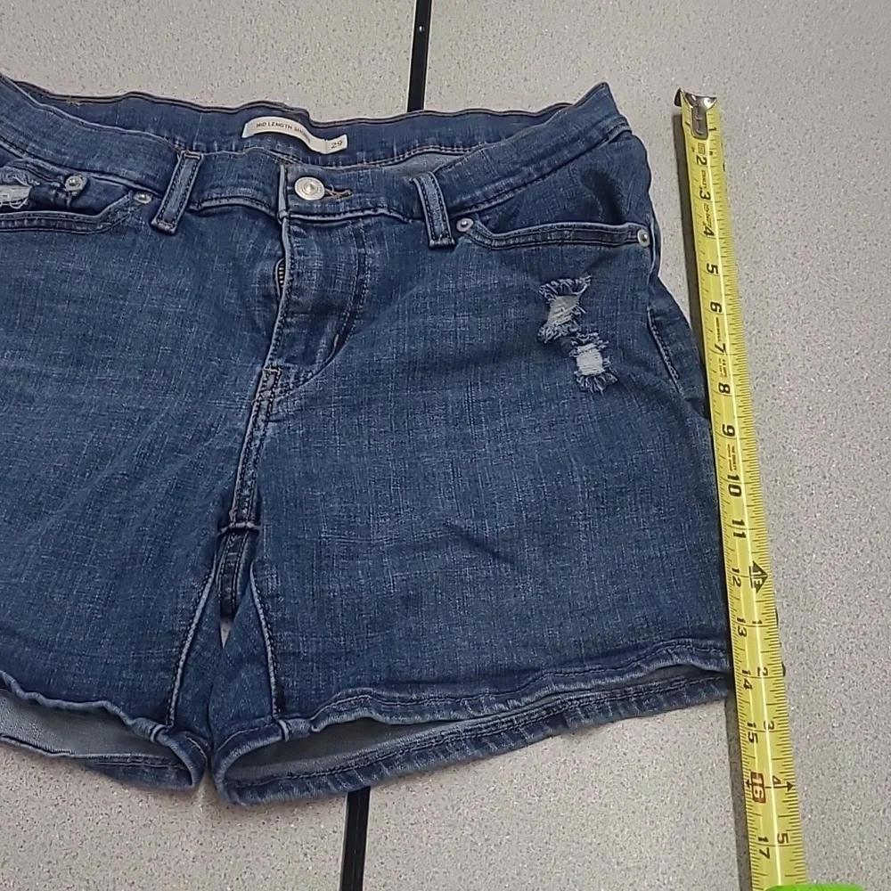 Levi Strauss Blue Mid Length Denim Women's Shorts Size 29